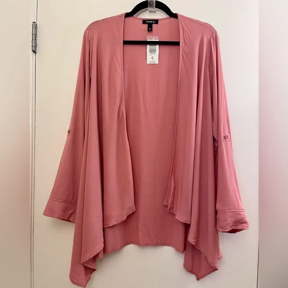 Torrid Pink Drape Kimono with Asymmetrical Hem - Picture 2 of 6